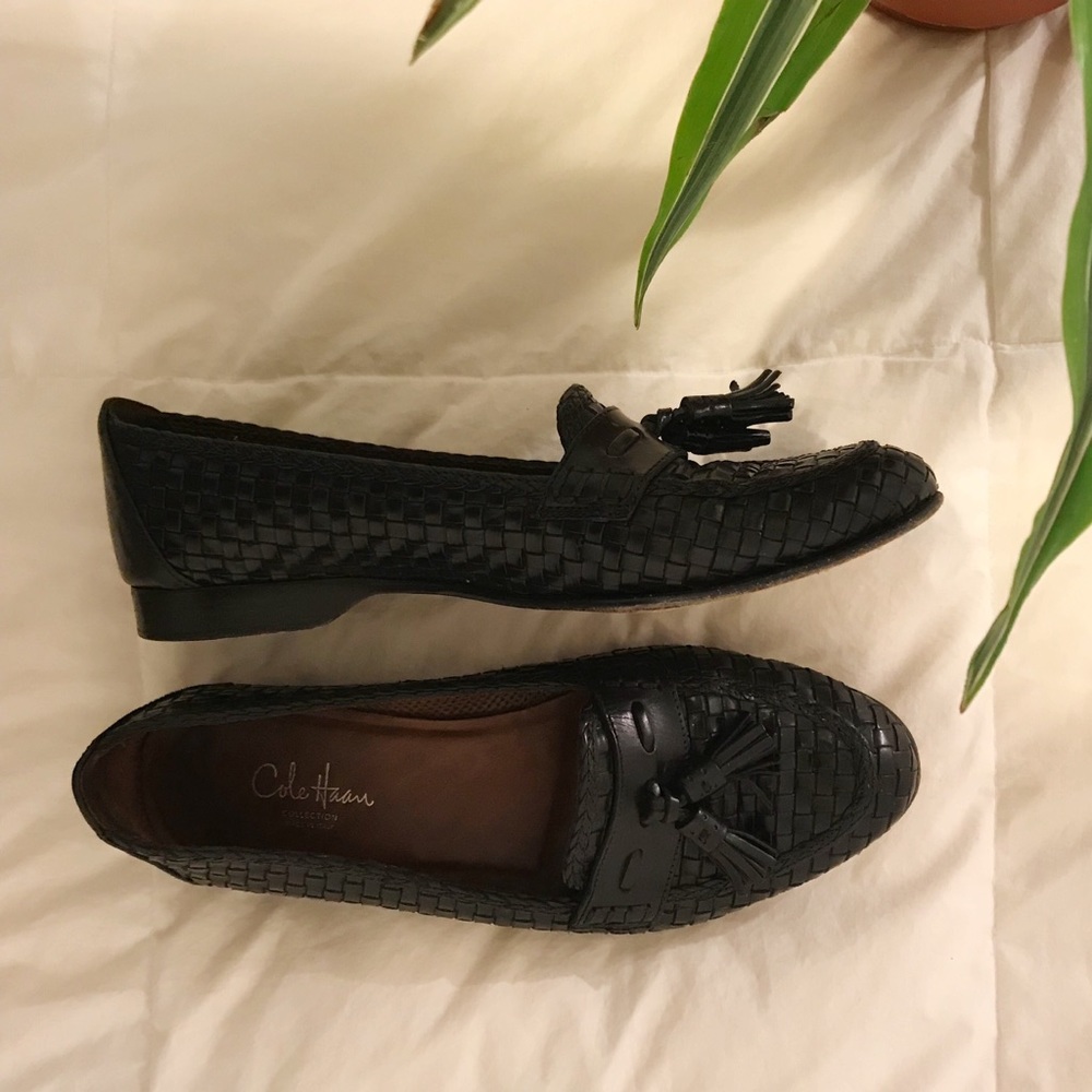 Vintage Cole Haan Woven Tassle Loafers